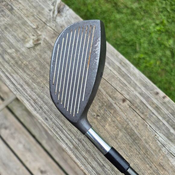 TaylorMade MIDSIZE DRIVER, 9.5° Stiff Flex Twist Plus - RH - Picture 2 of 7